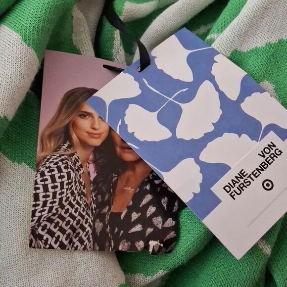 Diane Von Furstenberg X Target Ginkgo Green Sweater Pants NWT - Picture 4 of 5